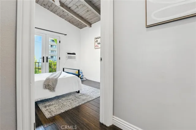 $1,950,000 | 3315 Strongs Drive, Los Angeles, CA 90292