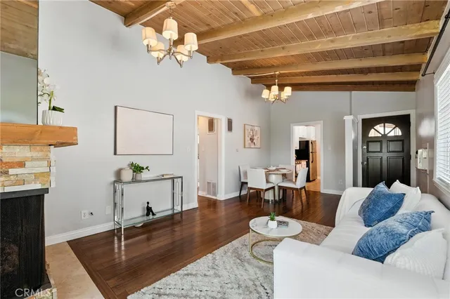 $1,950,000 | 3315 Strongs Drive, Los Angeles, CA 90292