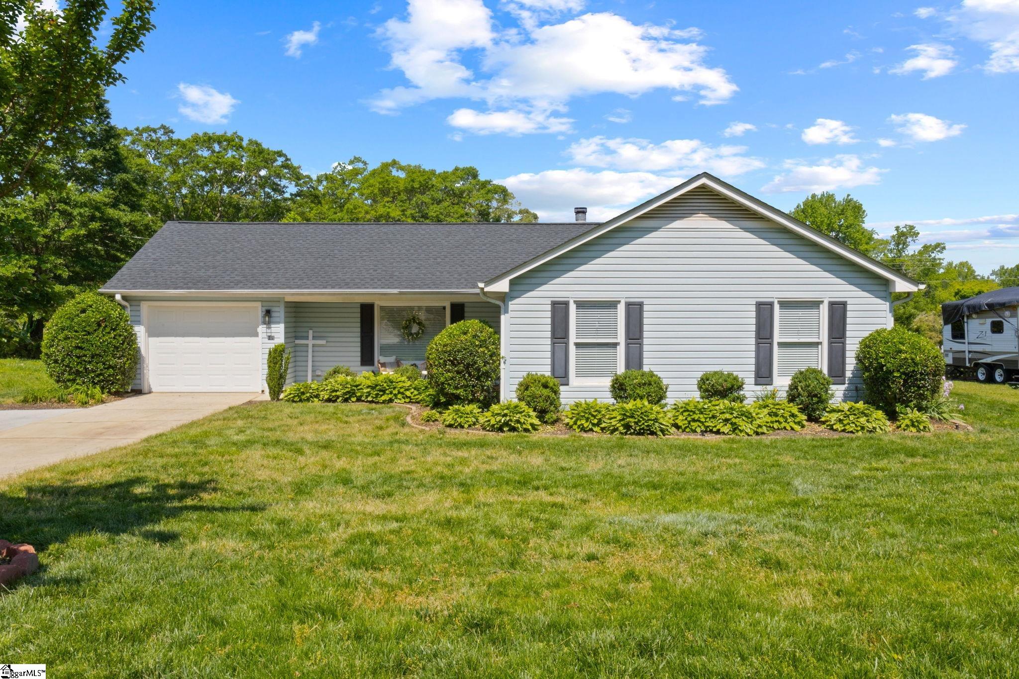 105 Woodland Road Mauldin, SC 29662 - Photo 1 of 25 Gallery Image 1