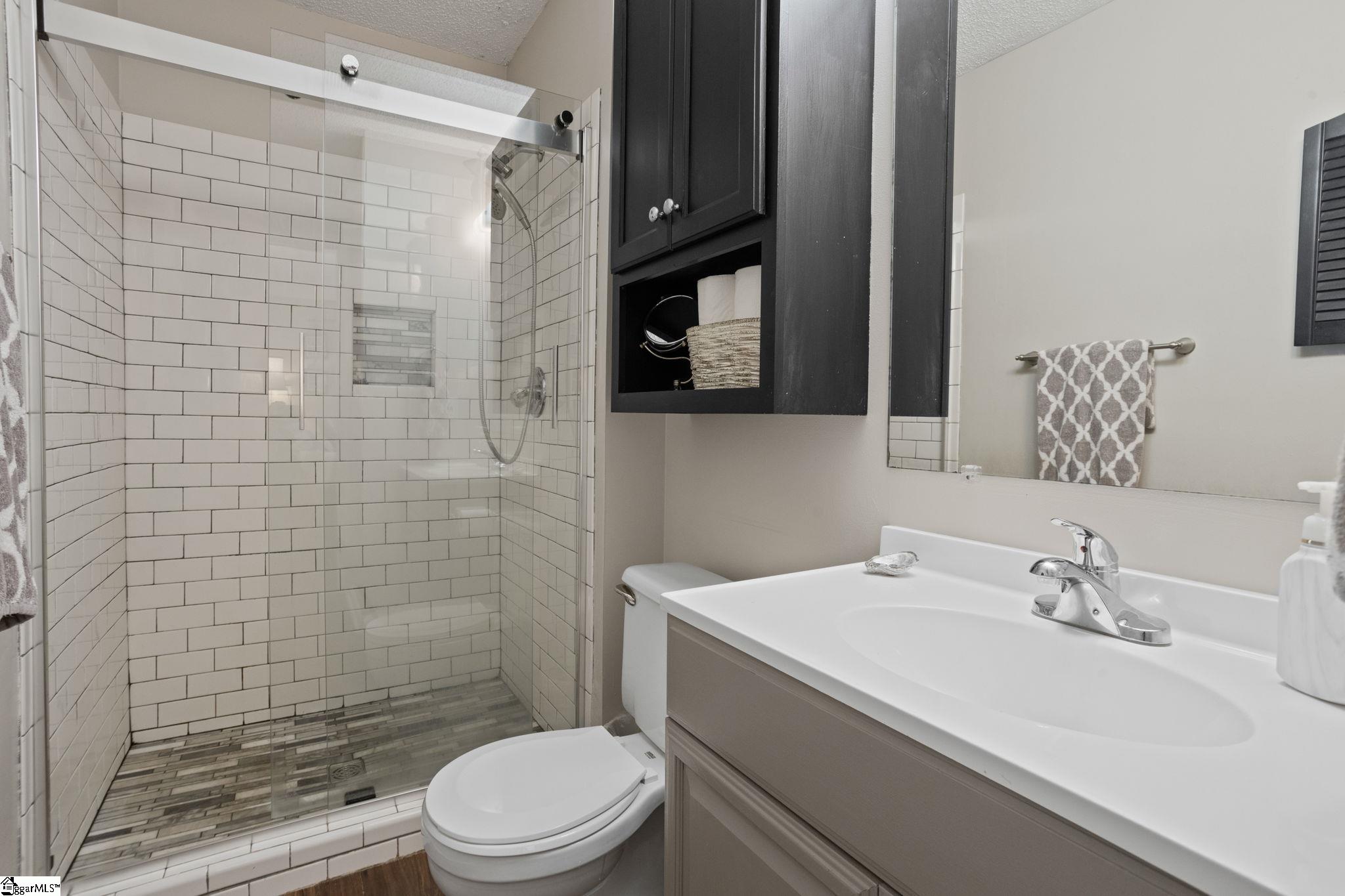 105 Woodland Road Mauldin, SC 29662 - Photo 14 of 25 Gallery Image 14
