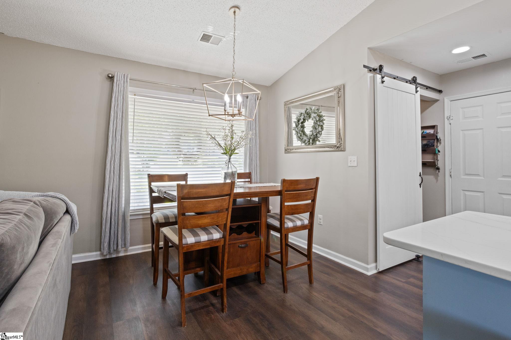 105 Woodland Road Mauldin, SC 29662 - Photo 6 of 25 Gallery Image 6