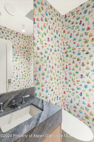 a building outdoor space with patio furniture