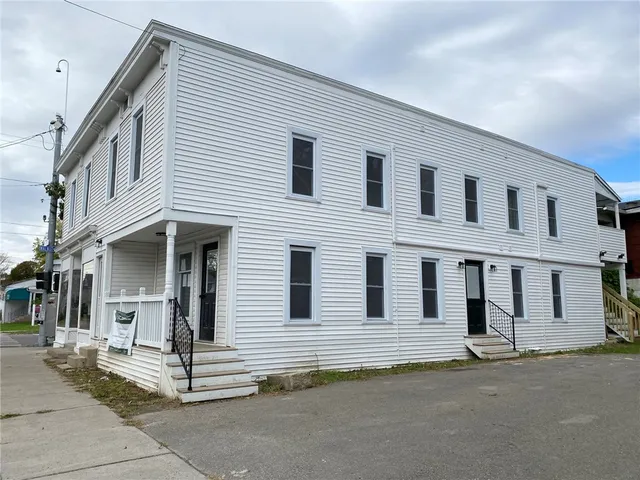 $1,100 | 470 West 2nd Street, Unit 1, Elmira, NY 14901