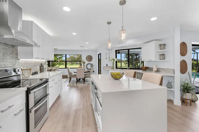 $879,000 | 143 St Andrews Boulevard, Naples, FL 34113