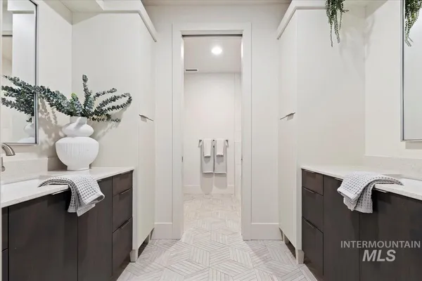 $1,649,900 | 20185 North Swire Grn Way, Boise, ID 83714