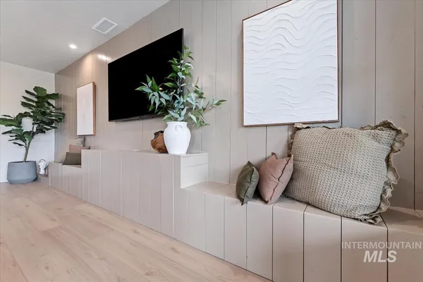 $1,649,900 | 20185 North Swire Grn Way, Boise, ID 83714