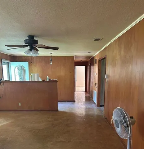 $85,000 | 1015 West Hamilton Street, Olney, TX 76374