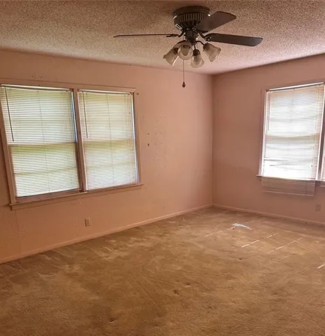 $85,000 | 1015 West Hamilton Street, Olney, TX 76374