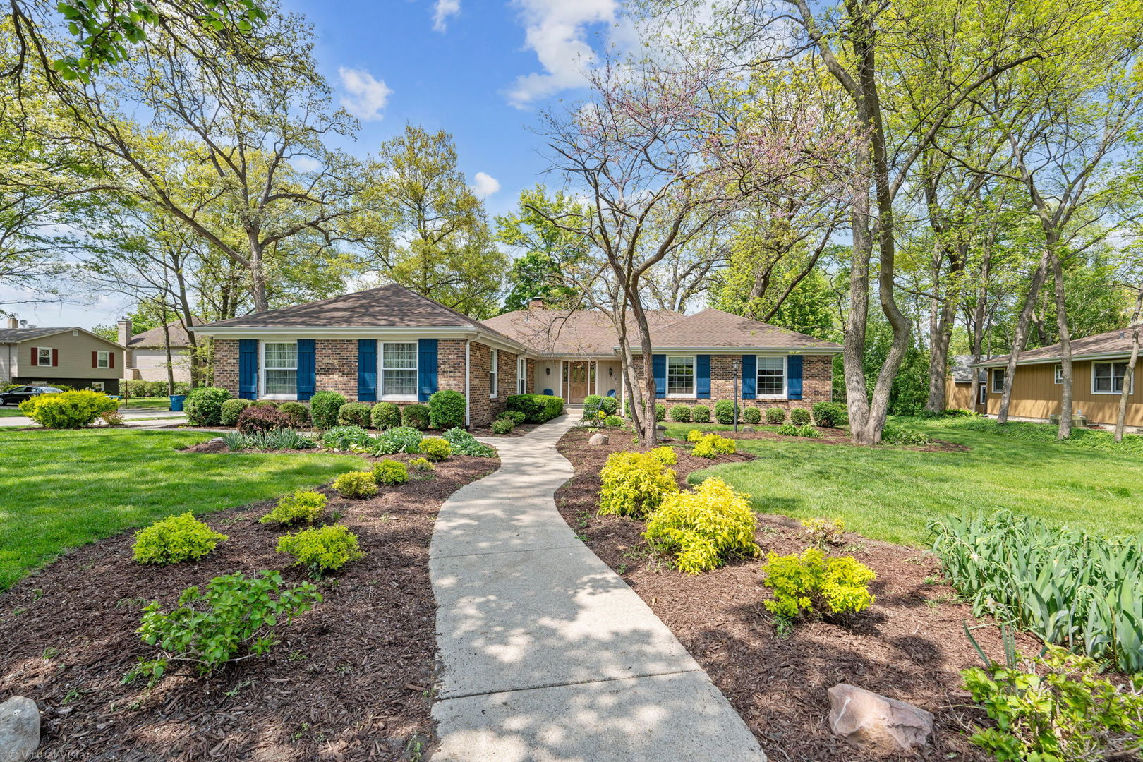 396 Jervey Lane Bartlett, IL 60103 - Photo 2 of 39 a front view of a residential houses with yard and green space