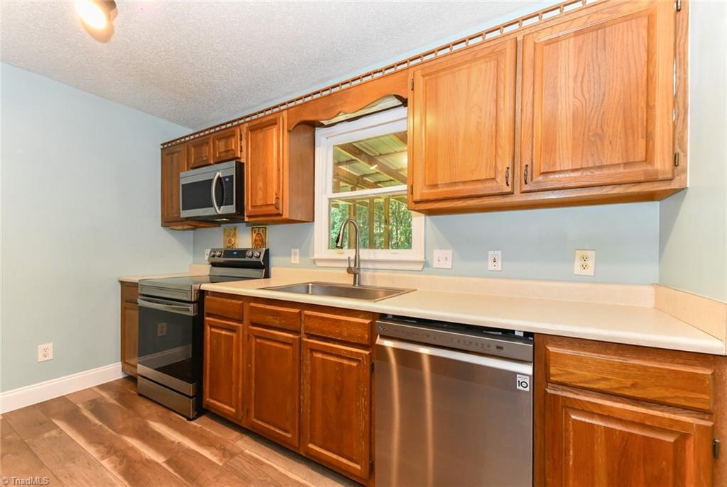 5648 Riverside Acres Court Trinity, NC 27370 - Photo 14 of 50