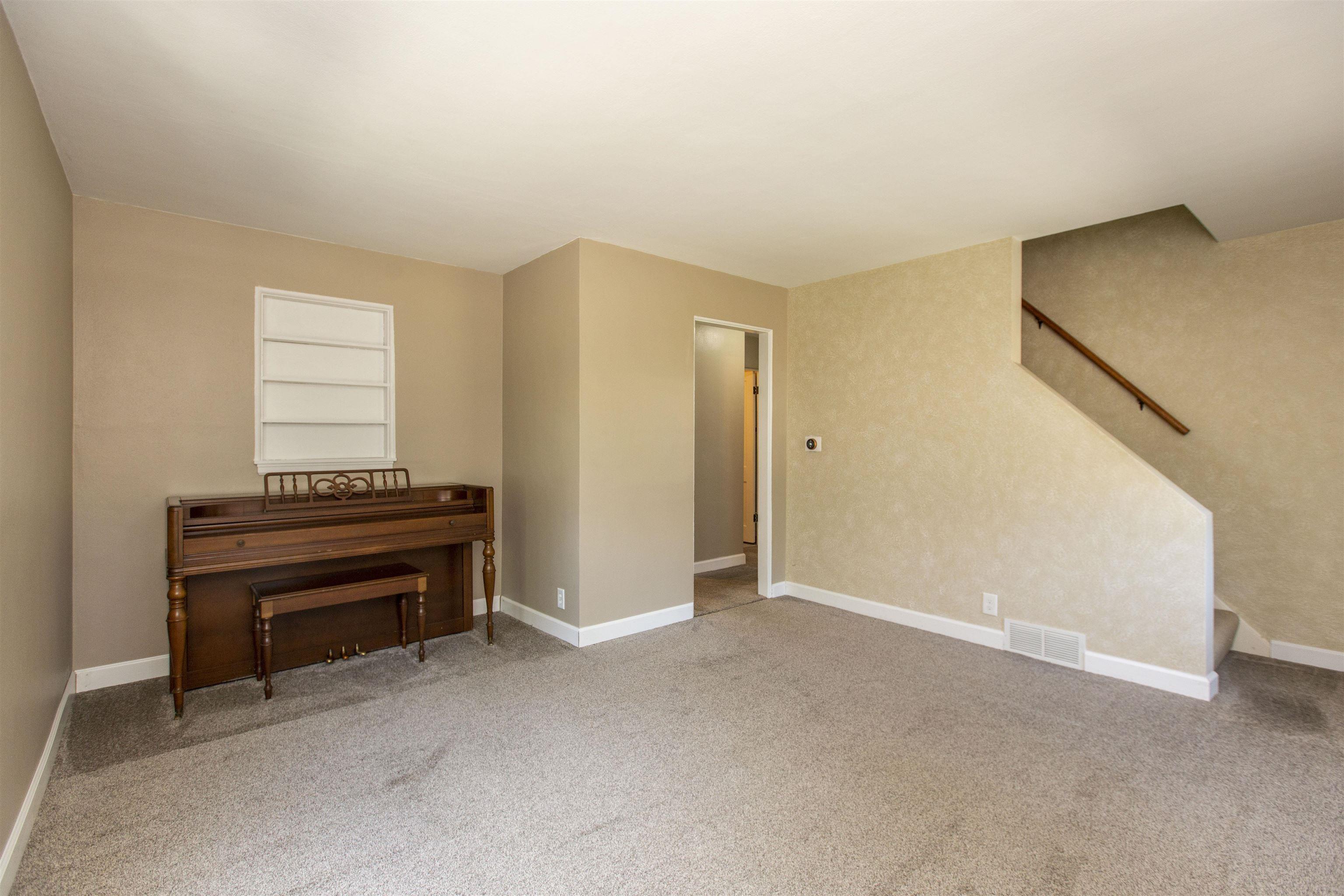 2029 Riverside Drive South Bend, IN 46616 - Photo 4 of 23 Gallery Image 4