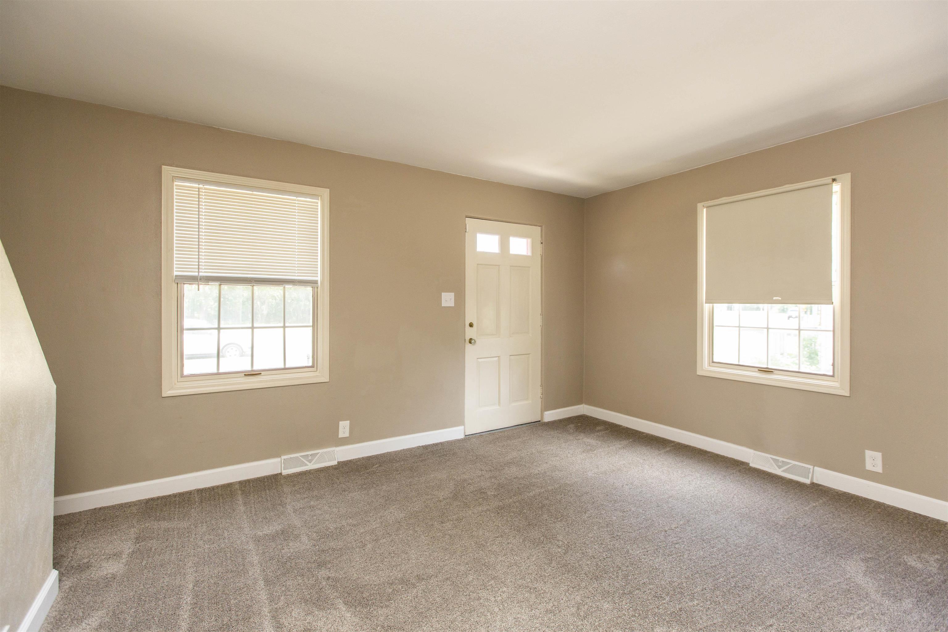 2029 Riverside Drive South Bend, IN 46616 - Photo 6 of 23 Gallery Image 6