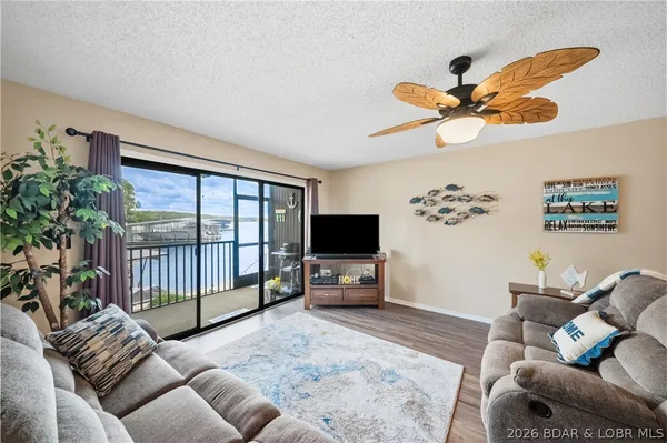 $273,500 | 1562 Harbor Point, Unit A101, Osage Beach, MO 65065