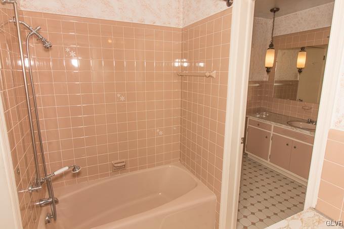 3465 Bittersweet Road Center Valley, PA 18034 - Photo 24 of 35 Gallery Image 24