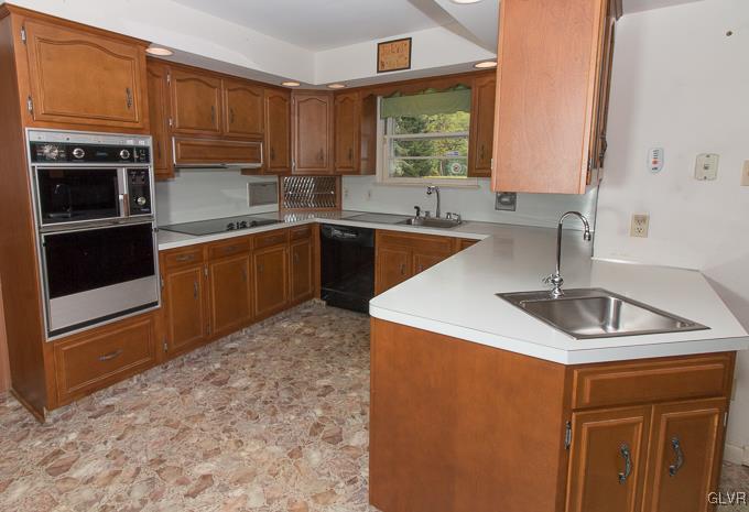 3465 Bittersweet Road Center Valley, PA 18034 - Photo 8 of 35 Gallery Image 8