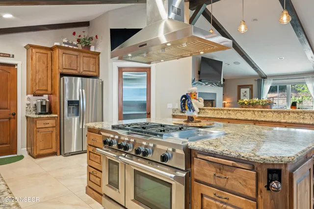 $2,850,000 | 2550 Elk Grove Road, Solvang, CA 93463