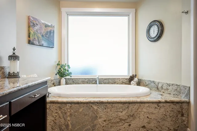 $2,850,000 | 2550 Elk Grove Road, Solvang, CA 93463