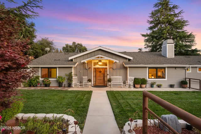$2,850,000 | 2550 Elk Grove Road, Solvang, CA 93463