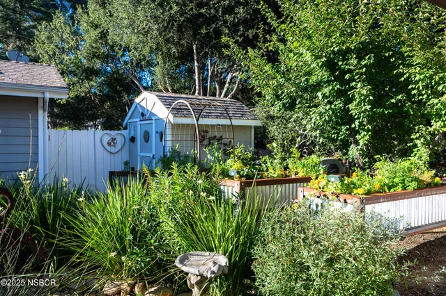 $2,850,000 | 2550 Elk Grove Road, Solvang, CA 93463