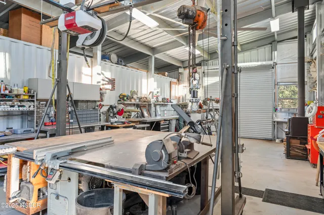 $2,850,000 | 2550 Elk Grove Road, Solvang, CA 93463