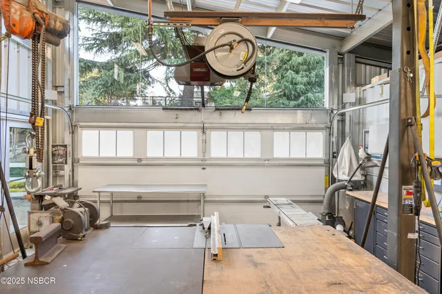 $2,850,000 | 2550 Elk Grove Road, Solvang, CA 93463