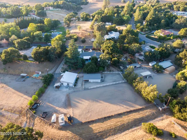 $2,850,000 | 2550 Elk Grove Road, Solvang, CA 93463