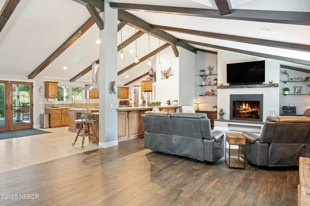 $2,850,000 | 2550 Elk Grove Road, Solvang, CA 93463