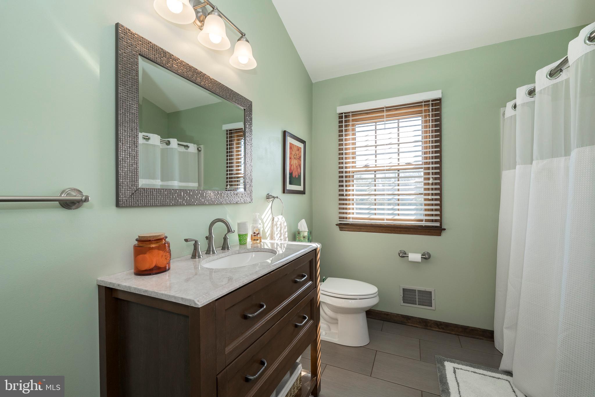 201 Julie Road Chalfont, PA 18914 - Photo 31 of 45 Gallery Image 31
