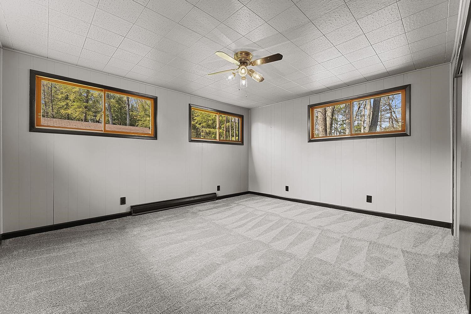12409 Poquette Lane Suring, WI 54174 - Photo 10 of 37