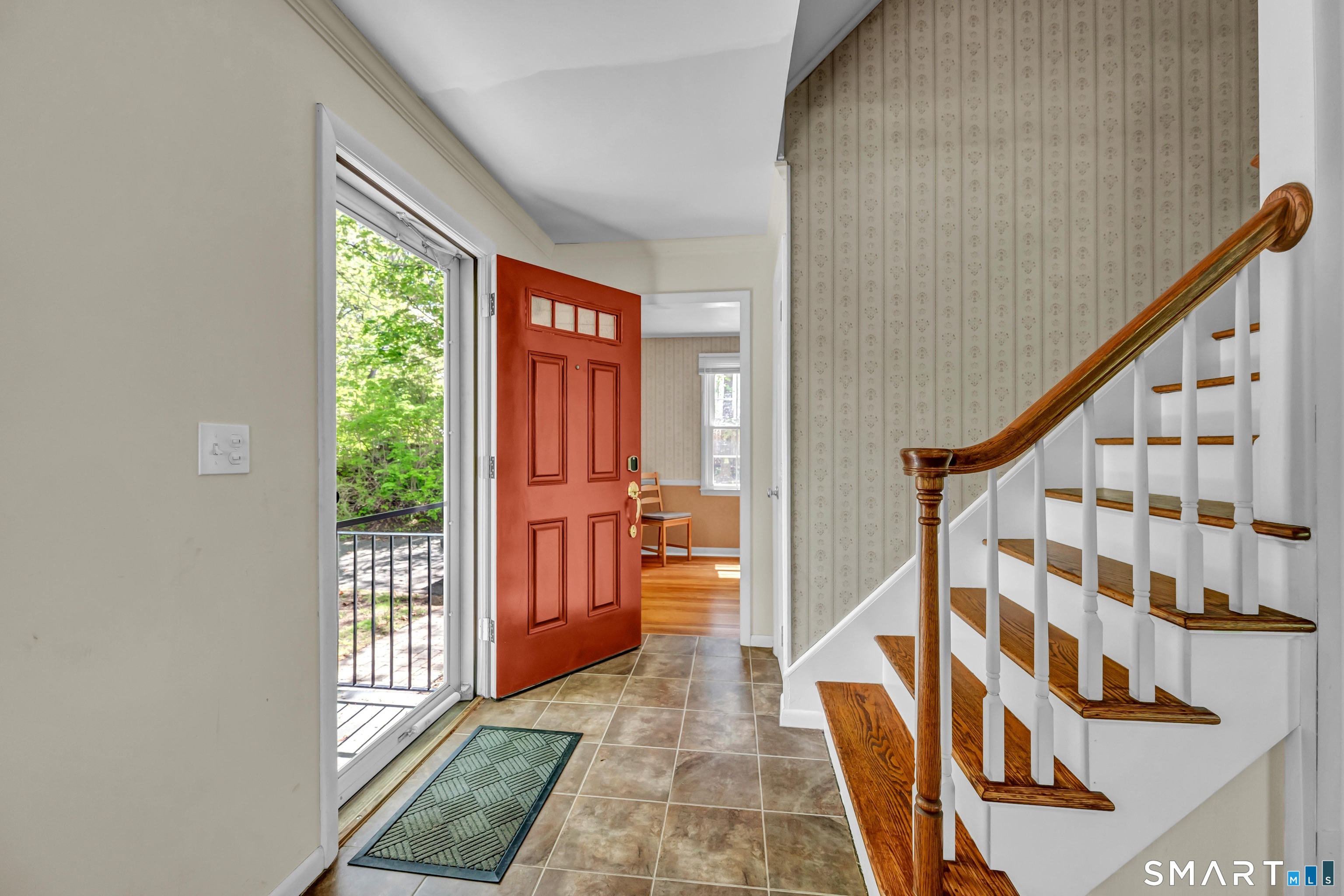 3 Mountain Road Danbury, CT 06810 - Photo 2 of 34