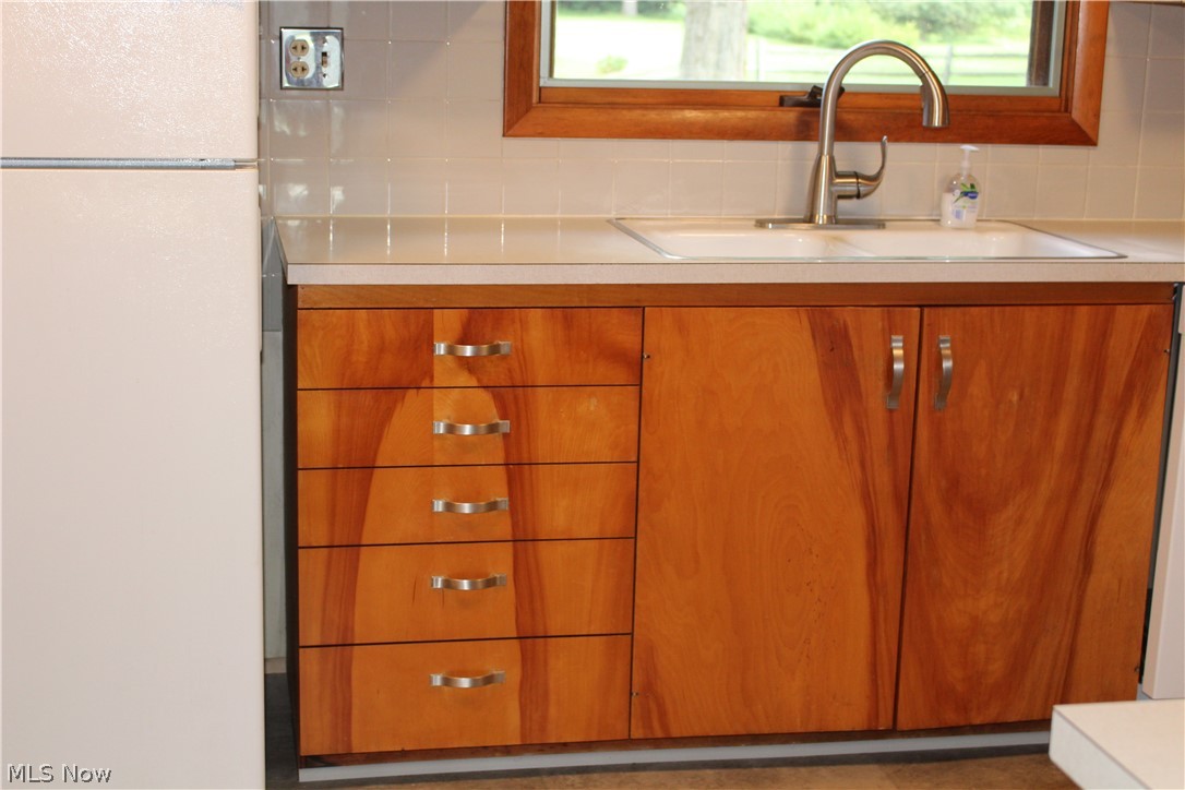 8818 Carnes Road Chagrin Falls, OH 44023 - Photo 8 of 30 Beautiful custom made Red Birch cabinets in kitchen.