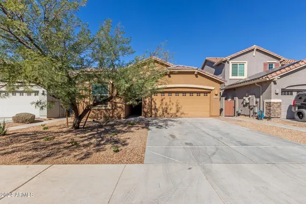 $2,400 | 12436 West Myrtle Court, Glendale, AZ 85307