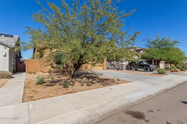 $2,400 | 12436 West Myrtle Court, Glendale, AZ 85307
