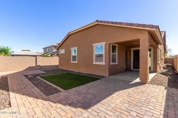 $2,400 | 12436 West Myrtle Court, Glendale, AZ 85307