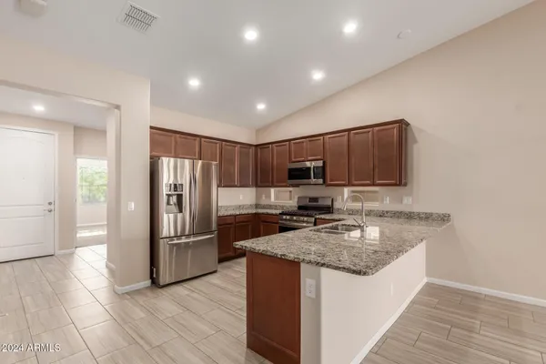 $2,400 | 12436 West Myrtle Court, Glendale, AZ 85307