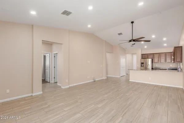 $2,400 | 12436 West Myrtle Court, Glendale, AZ 85307