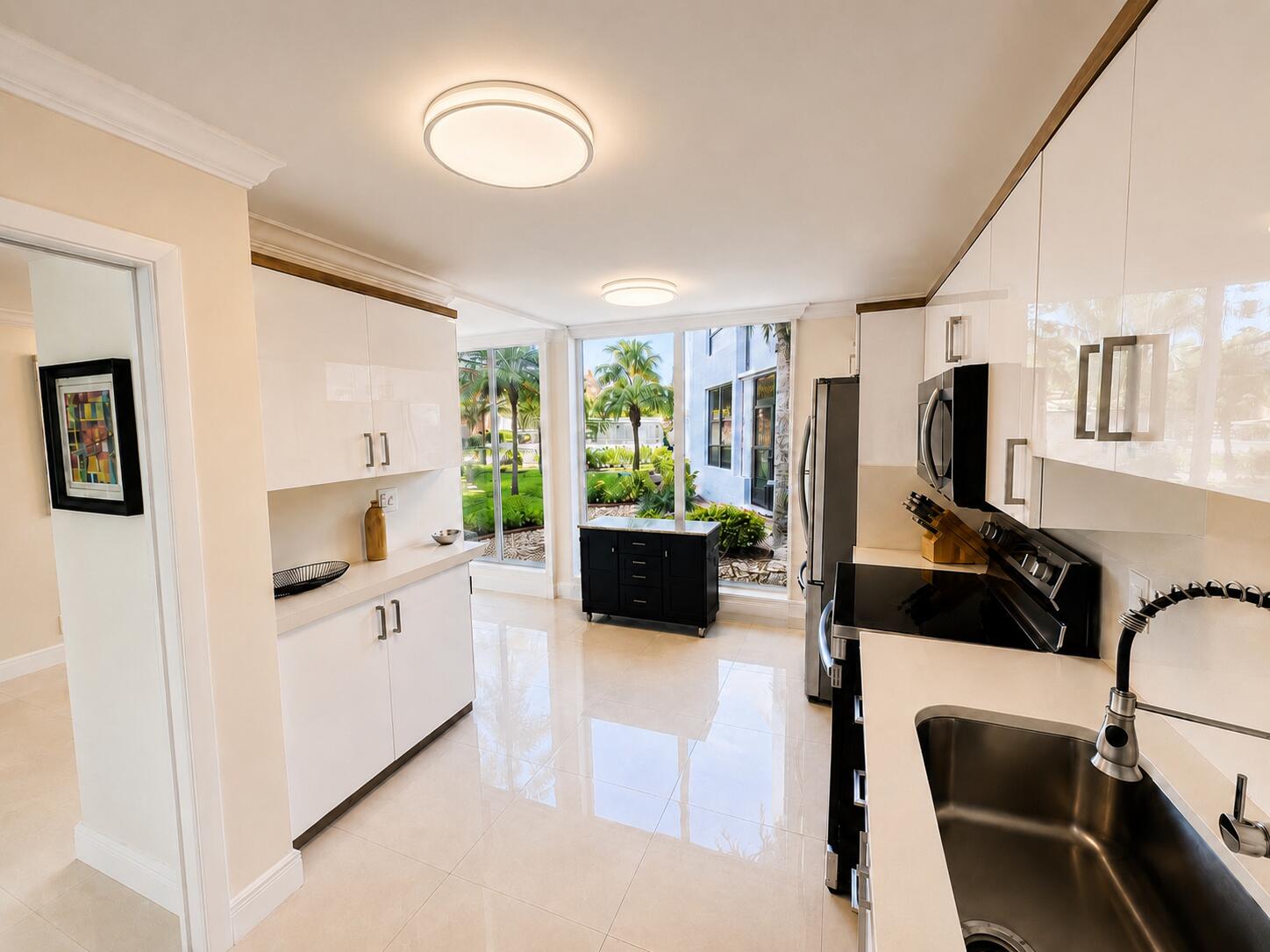 7170 Promenade Drive, Unit 101 Boca Raton, FL 33433 - Photo 3 of 30 Kitchen