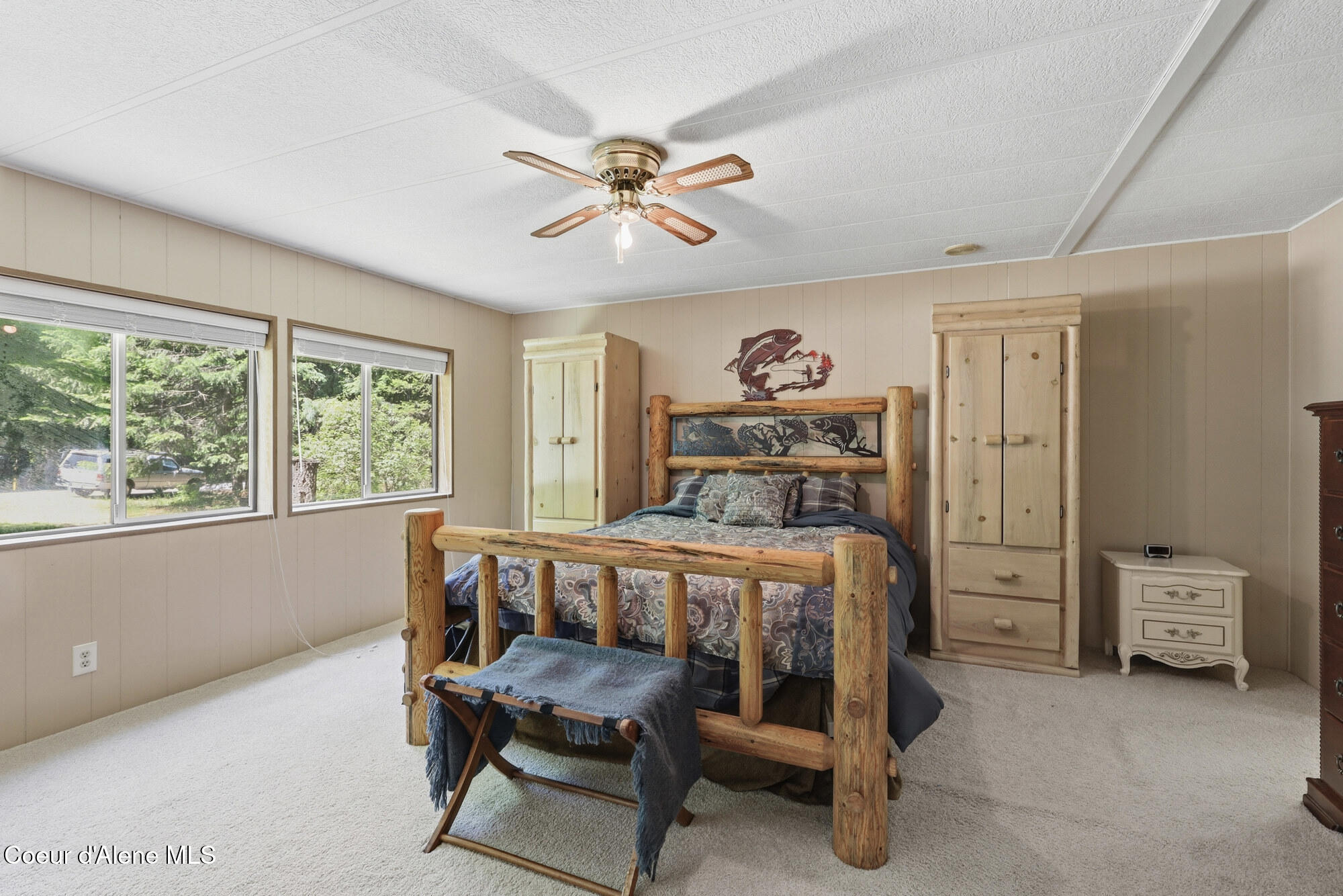 13118 Hellroaring Road Athol, ID 83801 - Photo 16 of 46 Main ensuite
