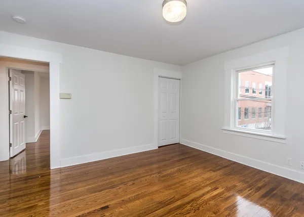 $4,500 | 10 Foundry Avenue, Unit 10, Waltham, MA 02453