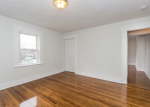 $4,500 | 10 Foundry Avenue, Unit 10, Waltham, MA 02453