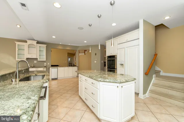 $1,195,000 | 15 Richland Drive, Mount Laurel, NJ 08054