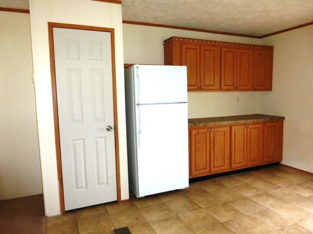 3857 Lowell Road Pence Springs, WV 24962 - Photo 16 of 33 Gallery Image 16