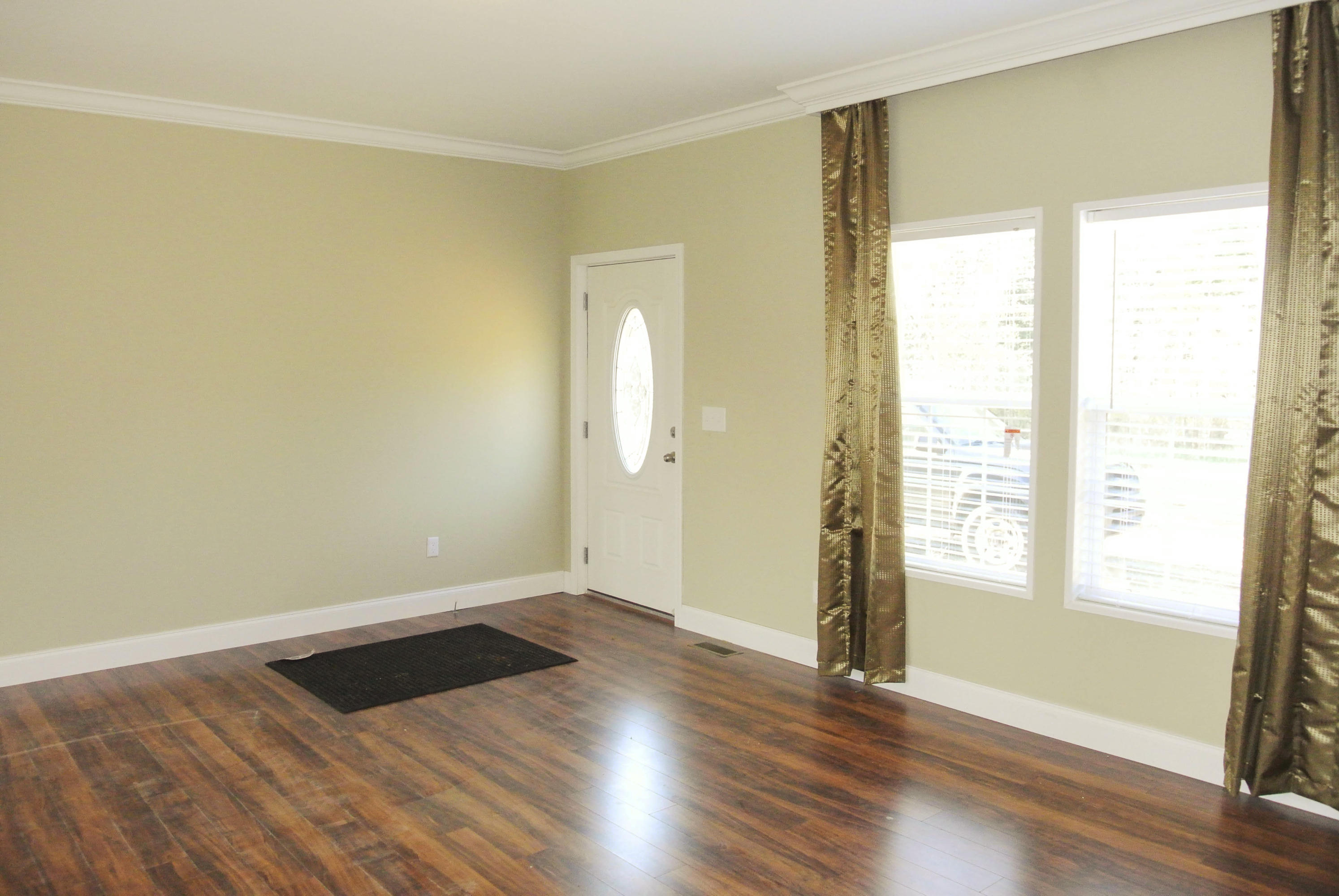 4044 Light Pink Road Louisville, TN 37777 - Photo 13 of 40 Formal Dining