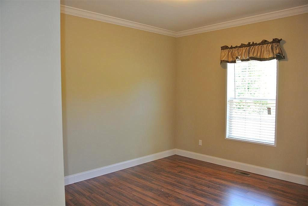 4044 Light Pink Road Louisville, TN 37777 - Photo 30 of 40 Bedroom 2
