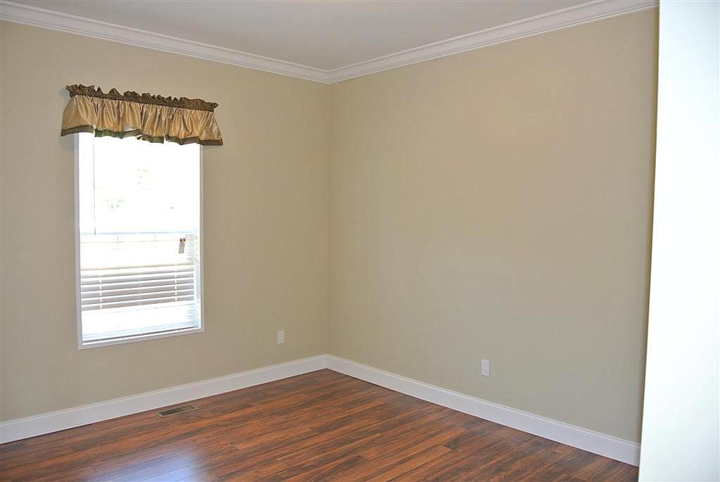 4044 Light Pink Road Louisville, TN 37777 - Photo 35 of 40 Bedroom 3
