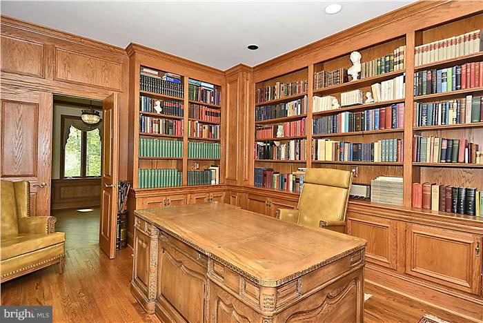 11612 Springridge Road Potomac, MD 20854 - Photo 19 of 28 Interior (General)