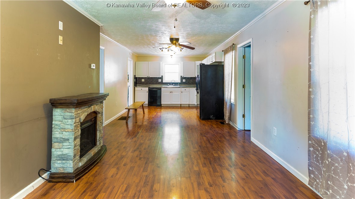 1198 Midway Road Sod, WV 25564 - Photo 7 of 21 Gallery Image 7