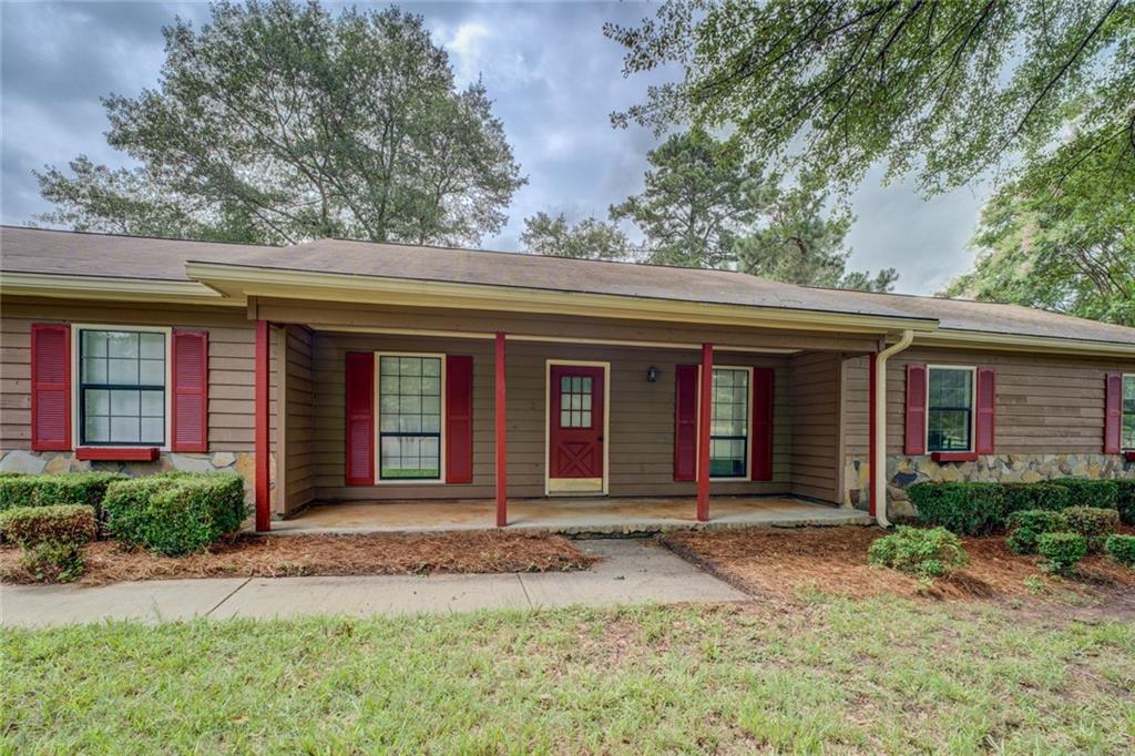 95 Dixie Trail Covington, GA 30014 - Photo 3 of 79