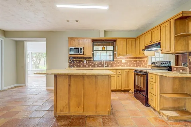 $495,000 | 95 Dixie Trail, Covington, GA 30014