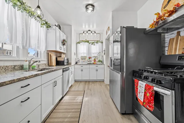 $279,900 | 1503 74th Street, Kenosha, WI 53143